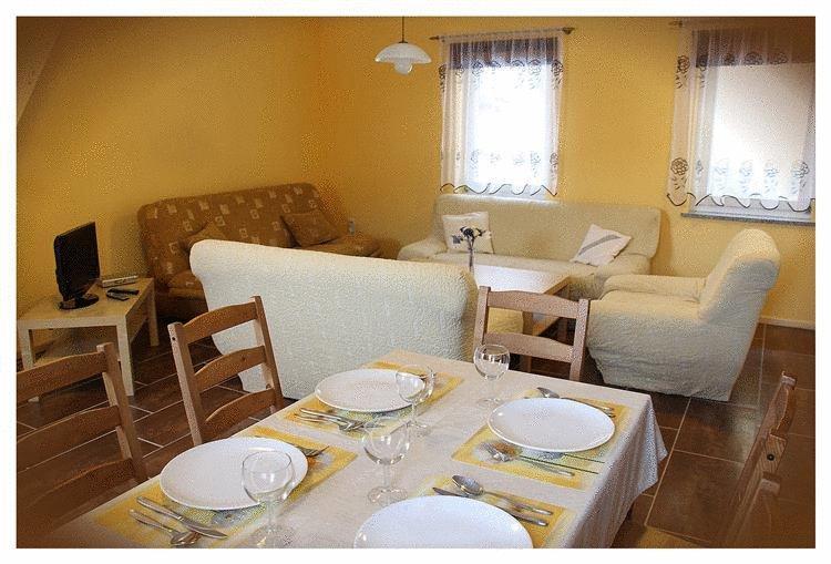 Krokus Apartment Piechowice Phòng bức ảnh